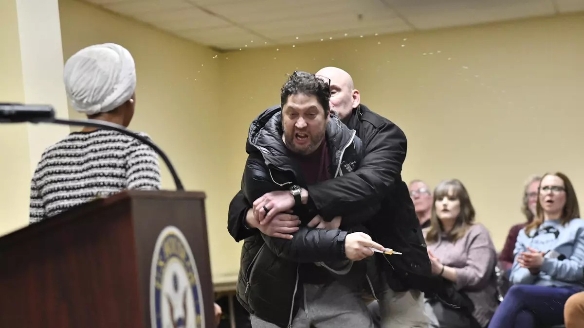 Cómo fue el ataque a la congresista Ilhan Omar en Minneapolis