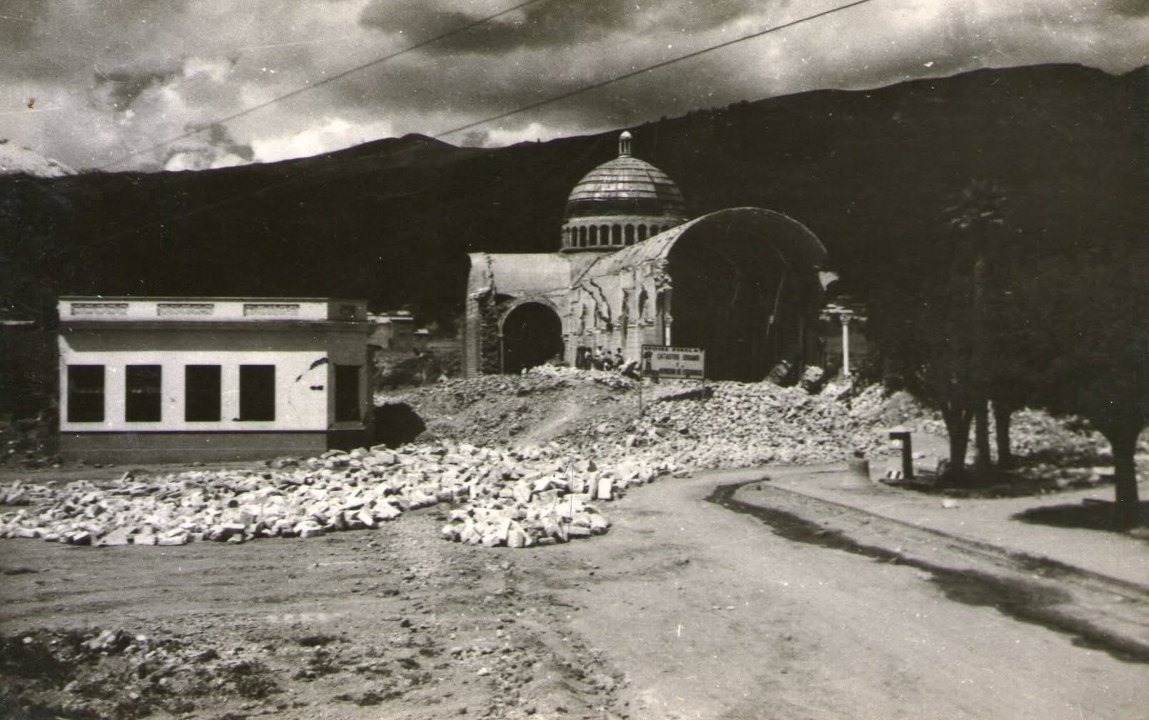 The remains of the Huaraz Cathedral in Peru after the 1970 Áncash earthquake, ca. 1971, unknown author. 