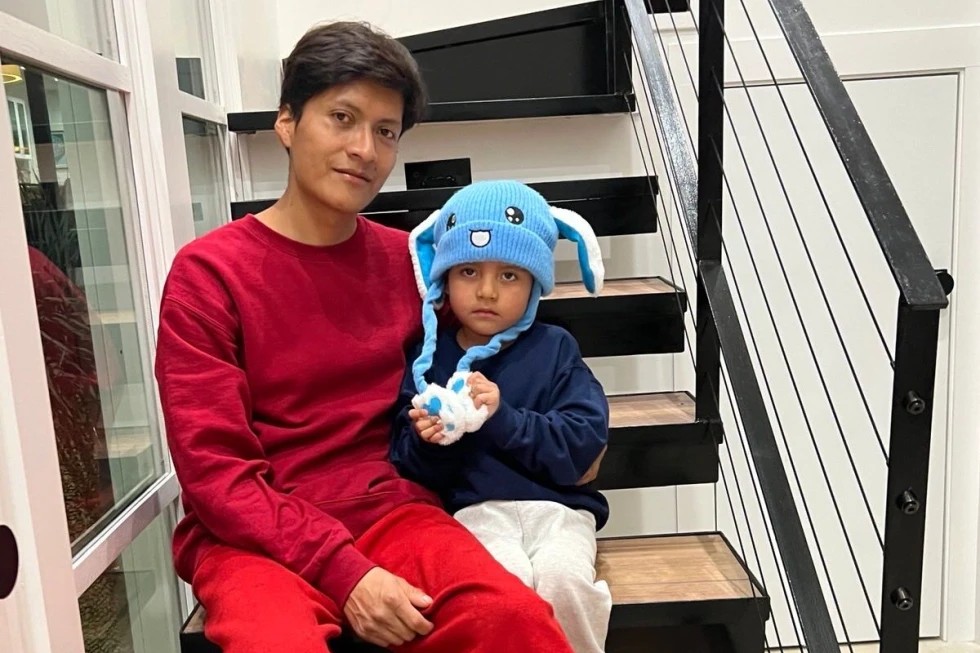 Liam Conejo Ramos y su padre vuelven a Minnesota tras detención de ICE