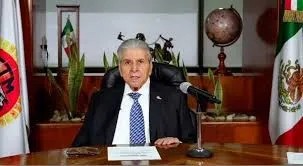 Carlos Aceves del Olmo se retira de la CTM y abre sucesión