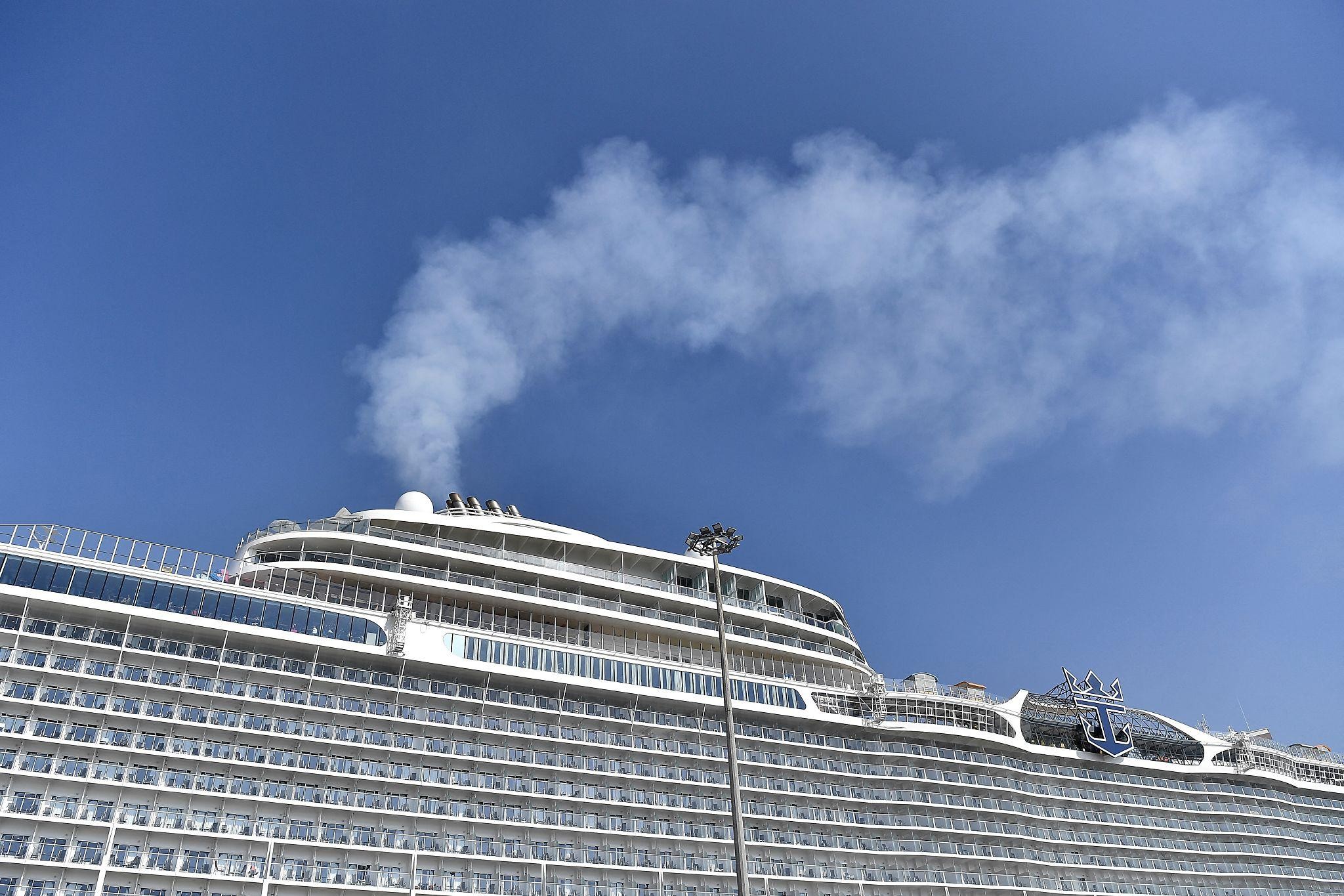 Modelo de cruceros amenaza economía y turismo sostenible en Ensenada