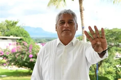 Martínez de la Torre: Modesto Velázquez en la lupa de FGR