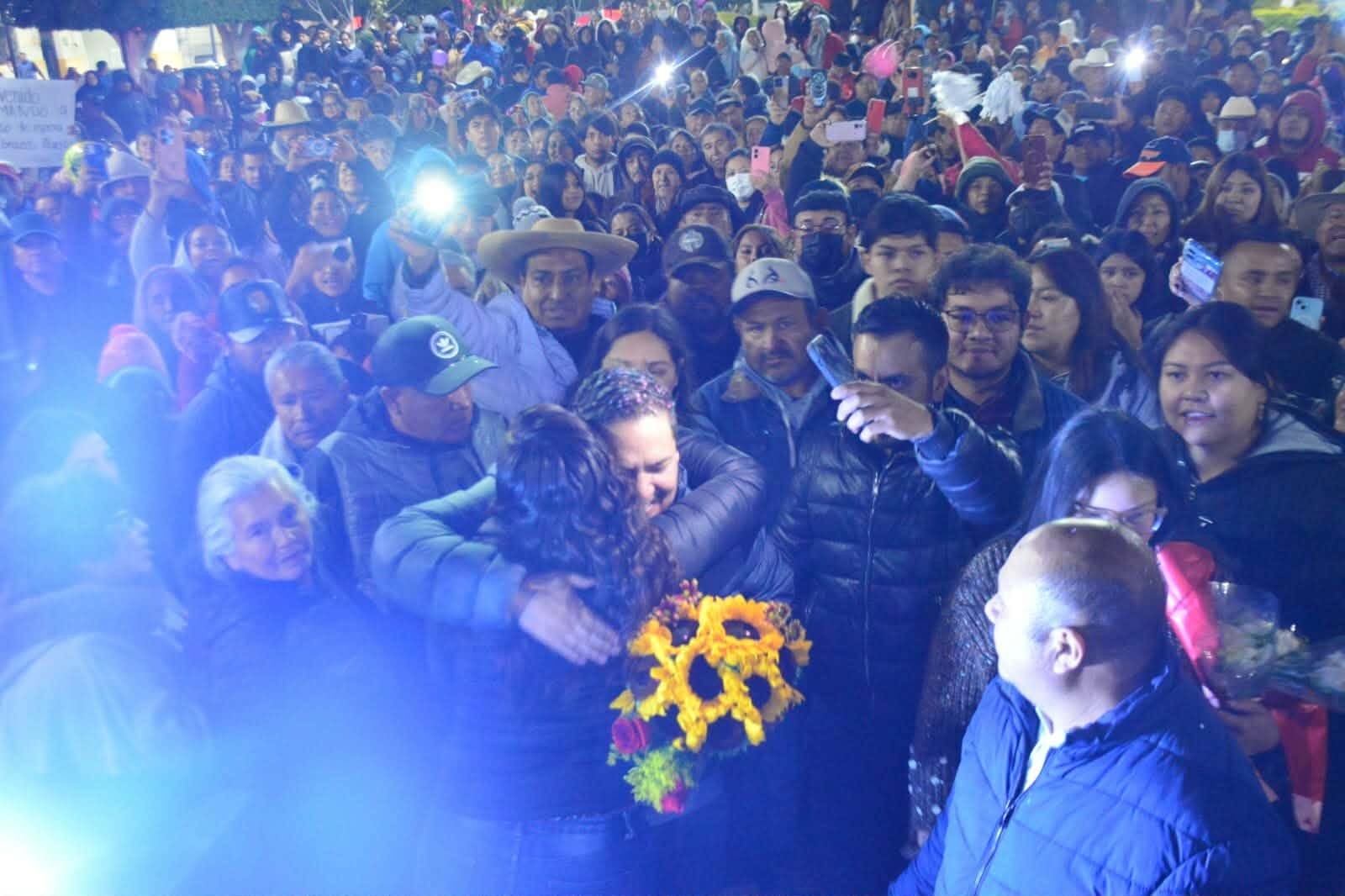 El pueblo celebra la liberación de su expresidente municipal Armando Mera el 6 de febrero de 2026.