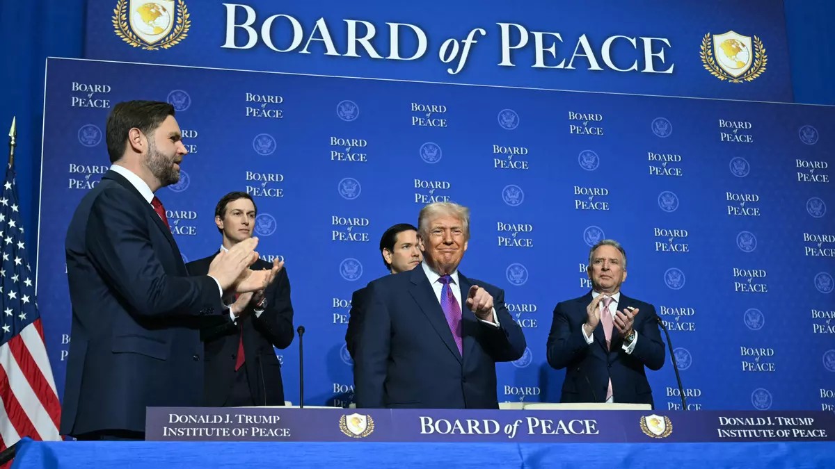Trump lanza Junta de Paz como acto de reafirmación personal