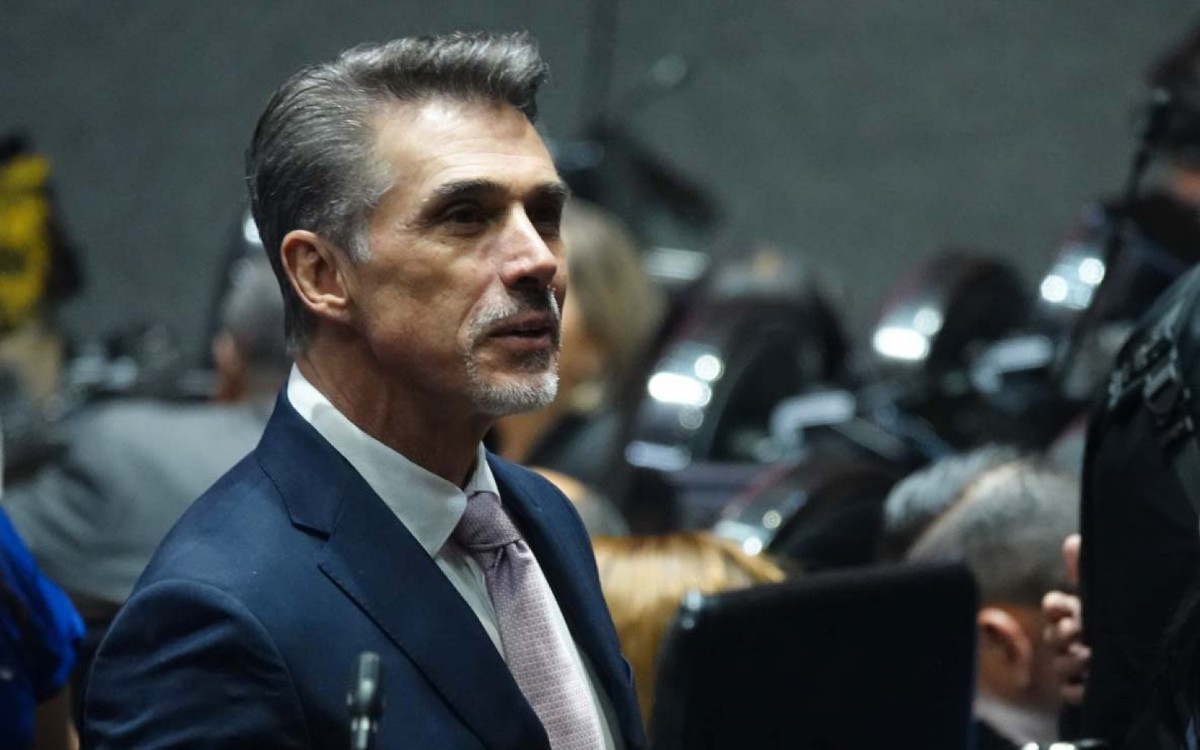 Sergio Mayer anuncia regreso al Congreso tras expulsión de La Casa de los Famosos