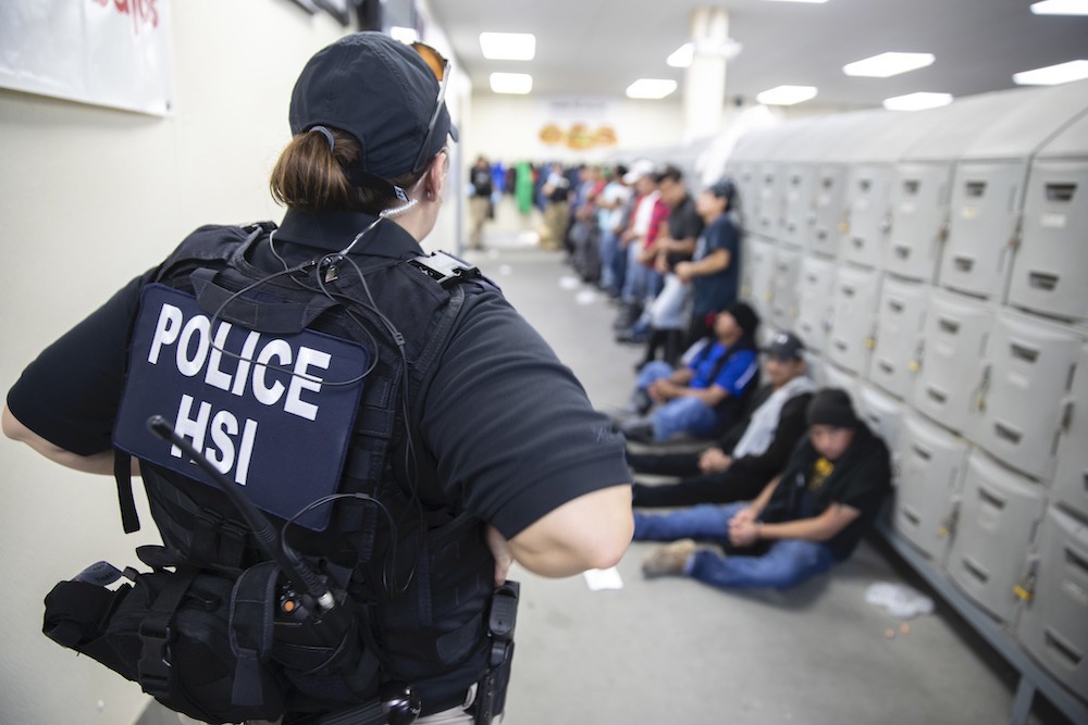 Gobierno de México exige investigar muerte de migrante detenido por ICE