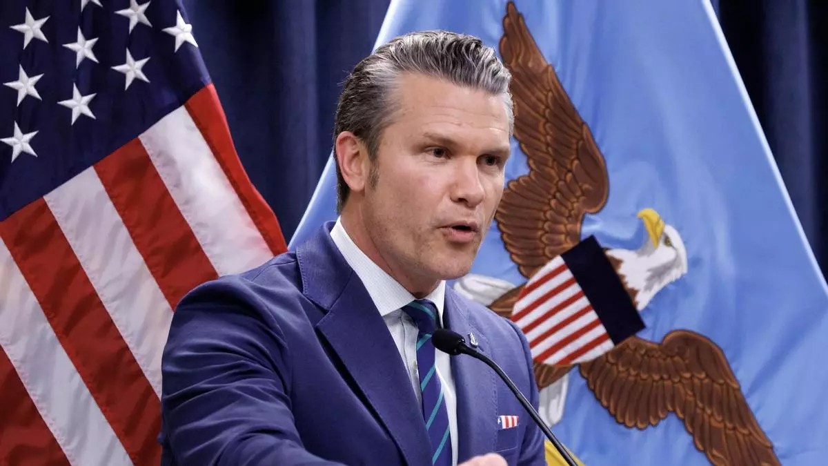 Intermediario de Pete Hegseth buscó invertir en defensa antes de Irán