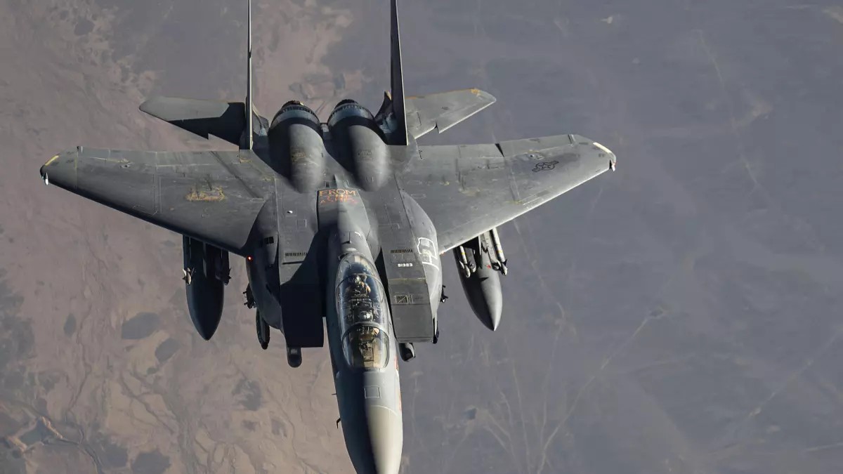 Qué sabemos del rescate del segundo aviador del F-15 derribado en Irán