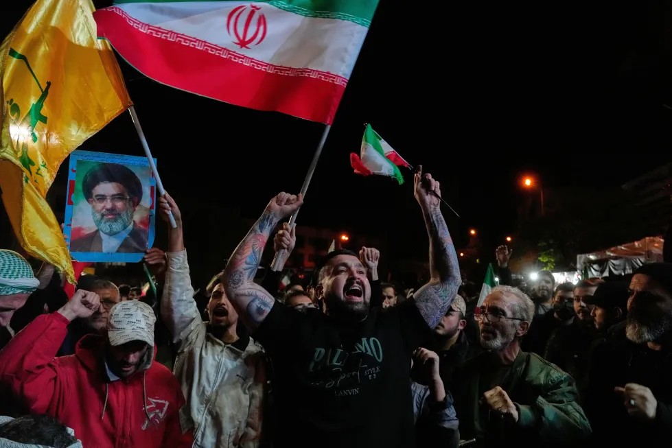 EEUU, Israel e Irán pactan tregua temporal; Trump cesa amenazas