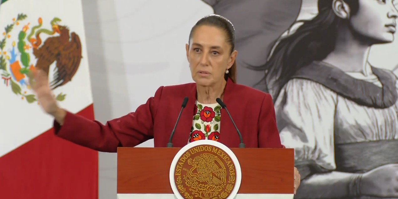 Sigue la política ficción