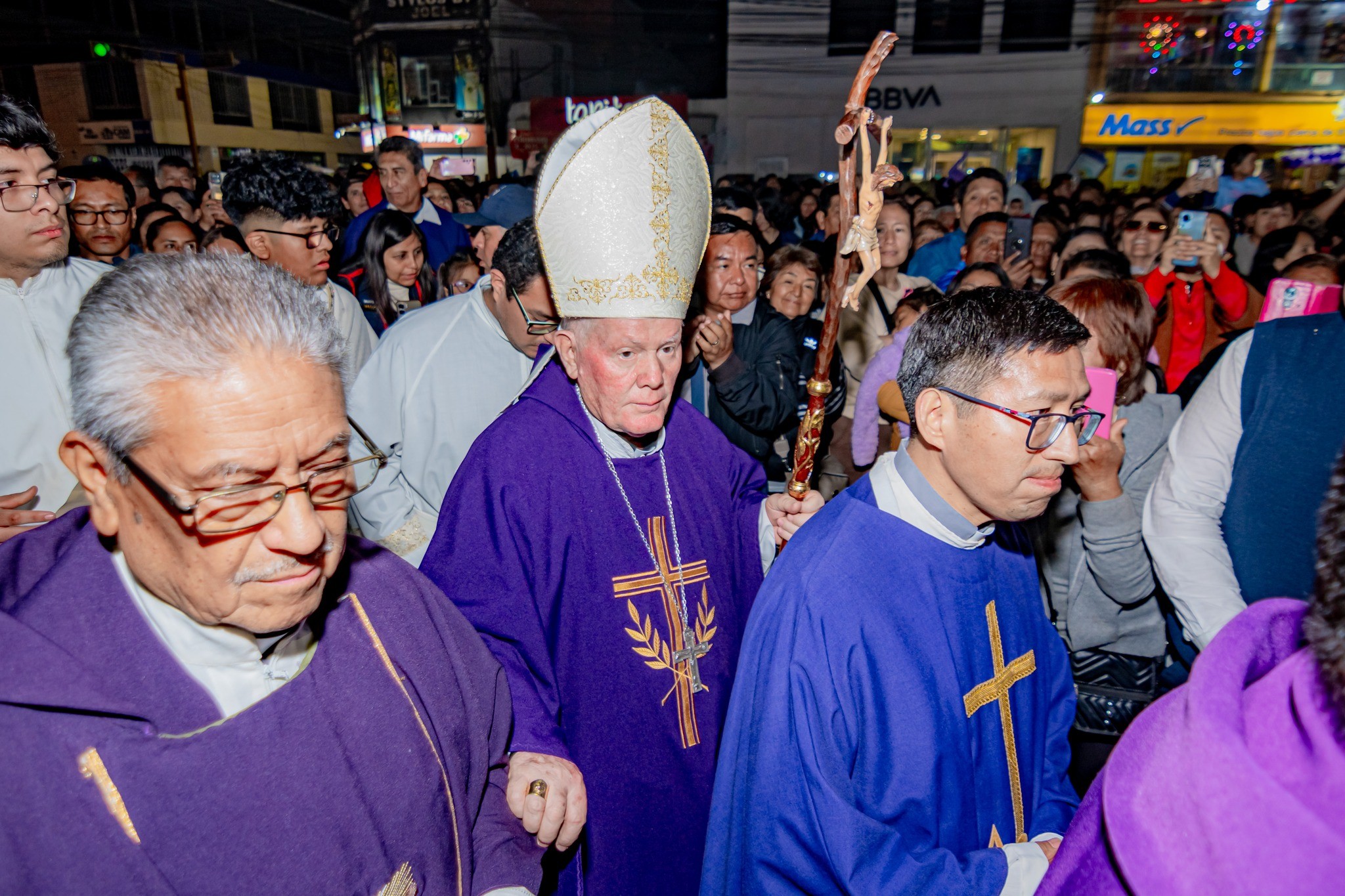 At center, wearing a miter and holding a crozier, Antonio Santarsiero Rosa, bishop of Huacho, Peru. October 29, 2025. From his diocese's social media.