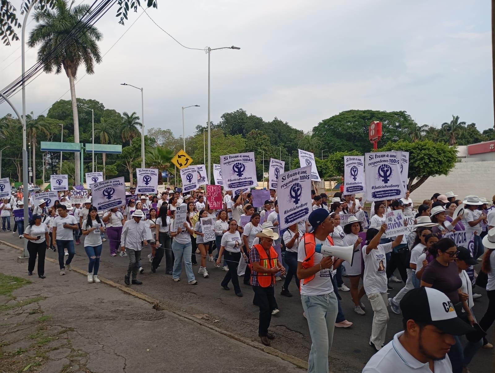 Marcha en Tapachula exige justicia por feminicidio de Beany Lozano