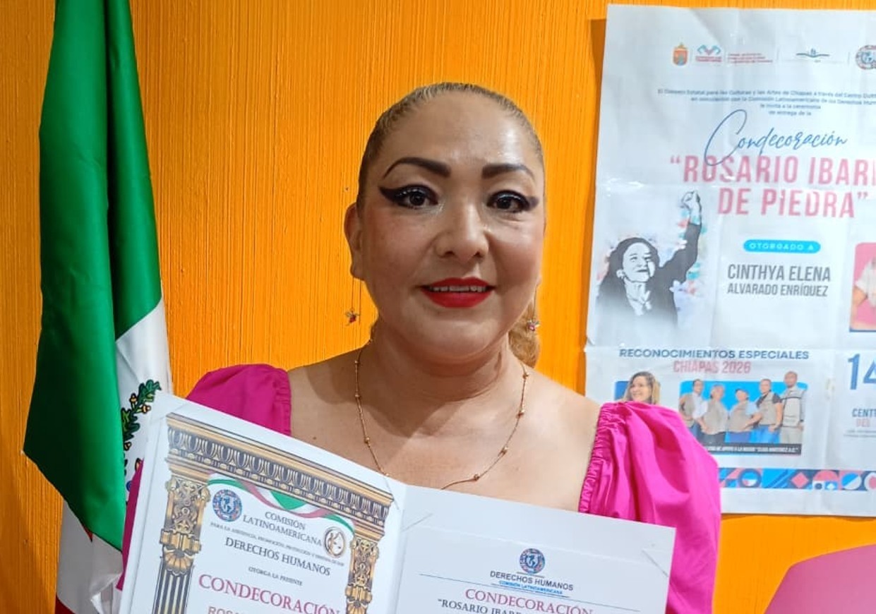 Cinthya Alvarado reconocida por defender derechos humanos en Tapachula