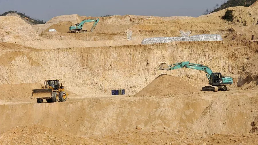 China usa minerales críticos como arma comercial contra Europa