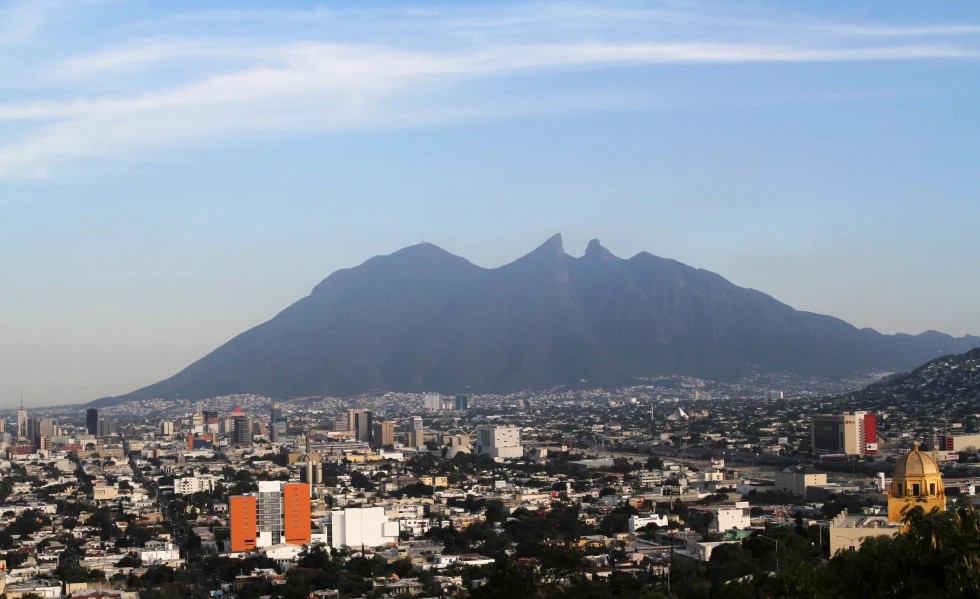Monterrey recibe el Mundial entre calor extremo, fútbol y carne asada