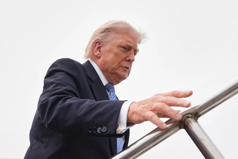 Trump enfrenta nuevo examen médico bajo dudas sobre salud