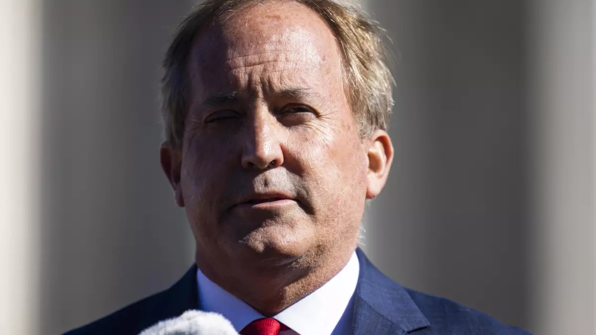 Trump impone a Ken Paxton y desplaza a John Cornyn en Texas
