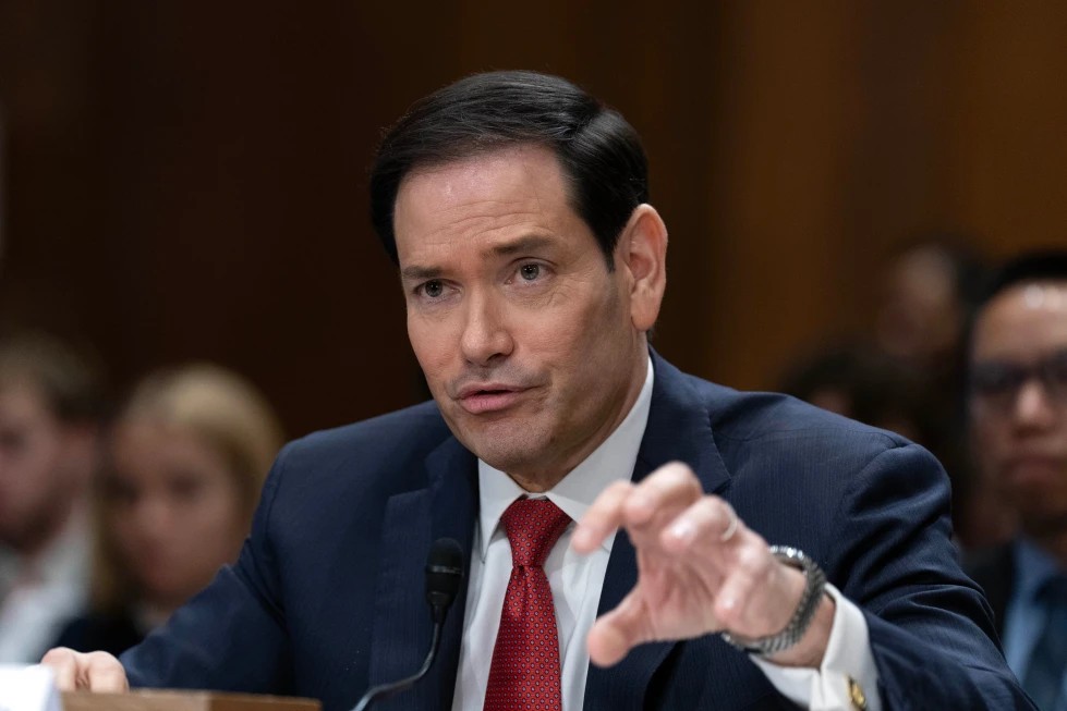 Estados Unidos cobrará 750 dólares para acelerar entrevistas de visas