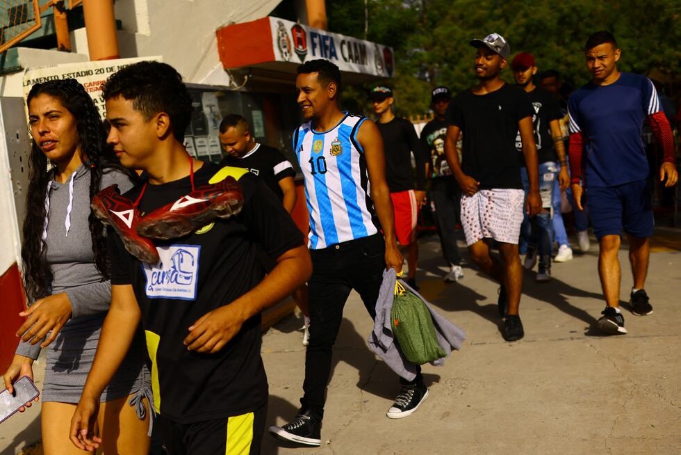 Mundial, migración y miedo: la otra cara de la fiesta del fútbol