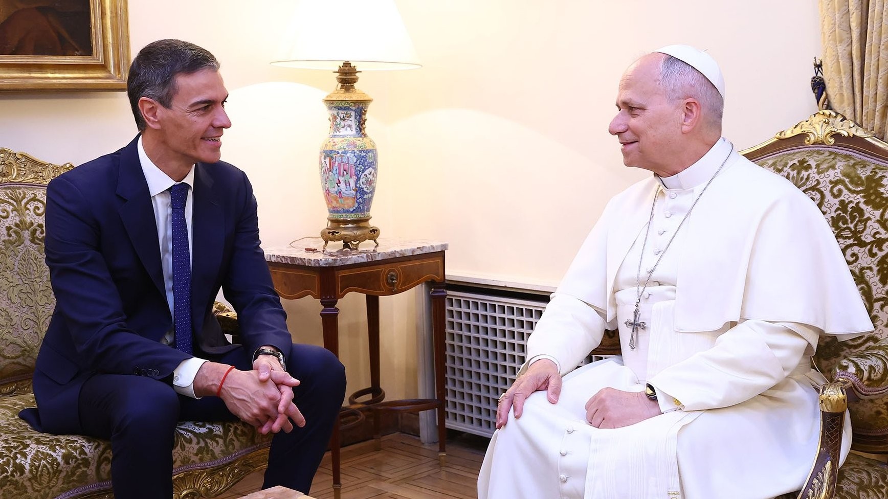 Leo XIV in Spain: The Catholic Church’s many paradoxes