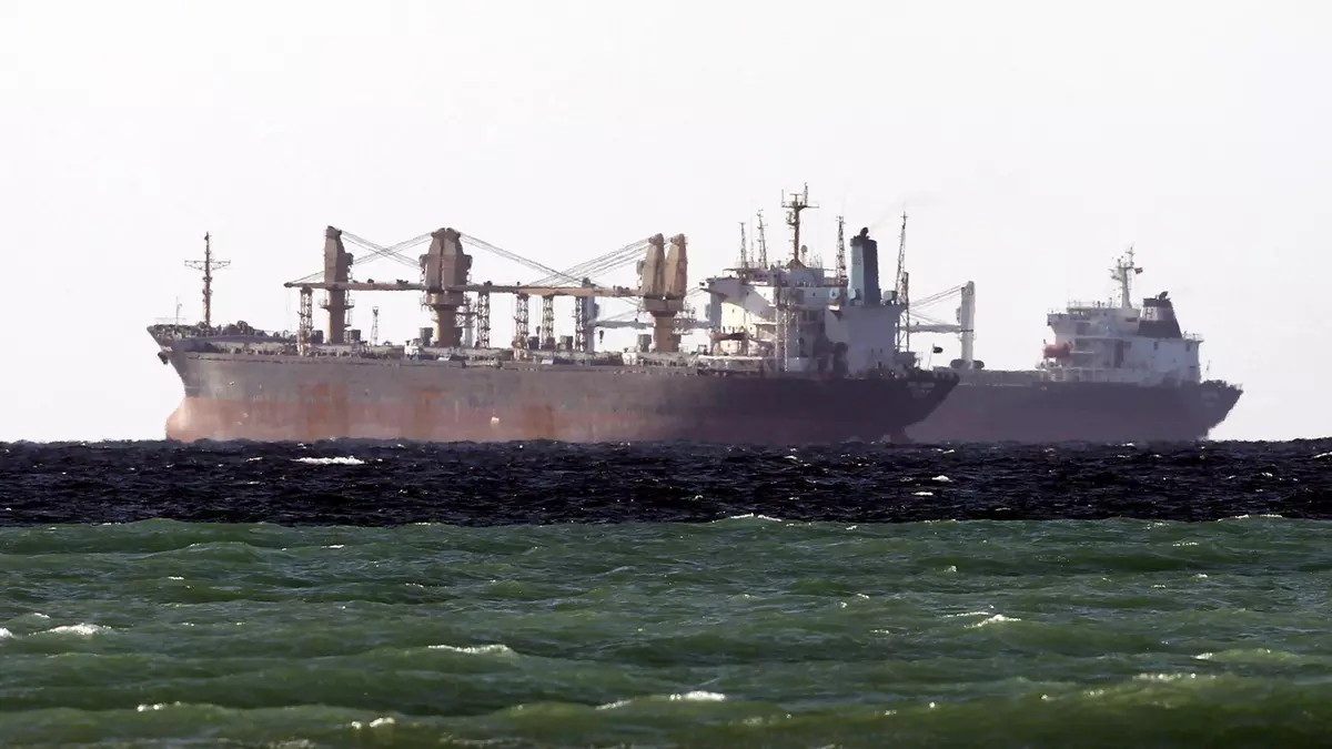 Qué se sabe de la “misión secreta” de Trump para sacar petróleo por Ormuz