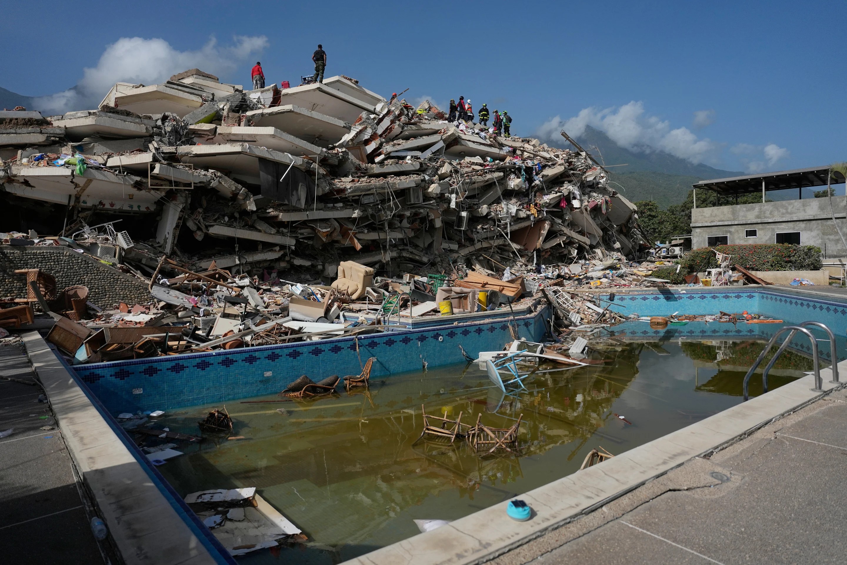Muertos por sismos en Venezuela suben a 1.430 y miles de desaparecidos