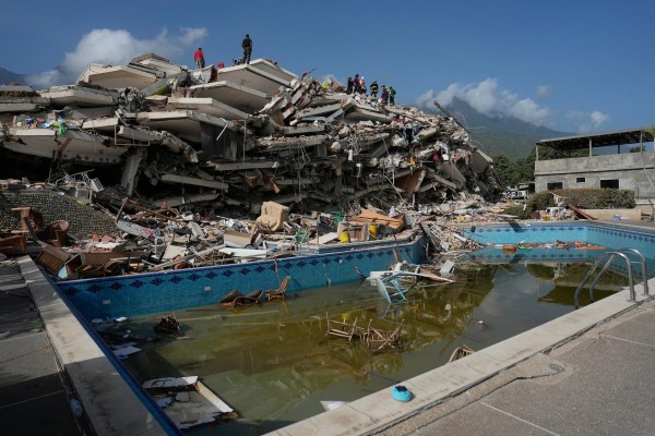 Muertos por sismos en Venezuela suben a 1.430 y miles de desaparecidos