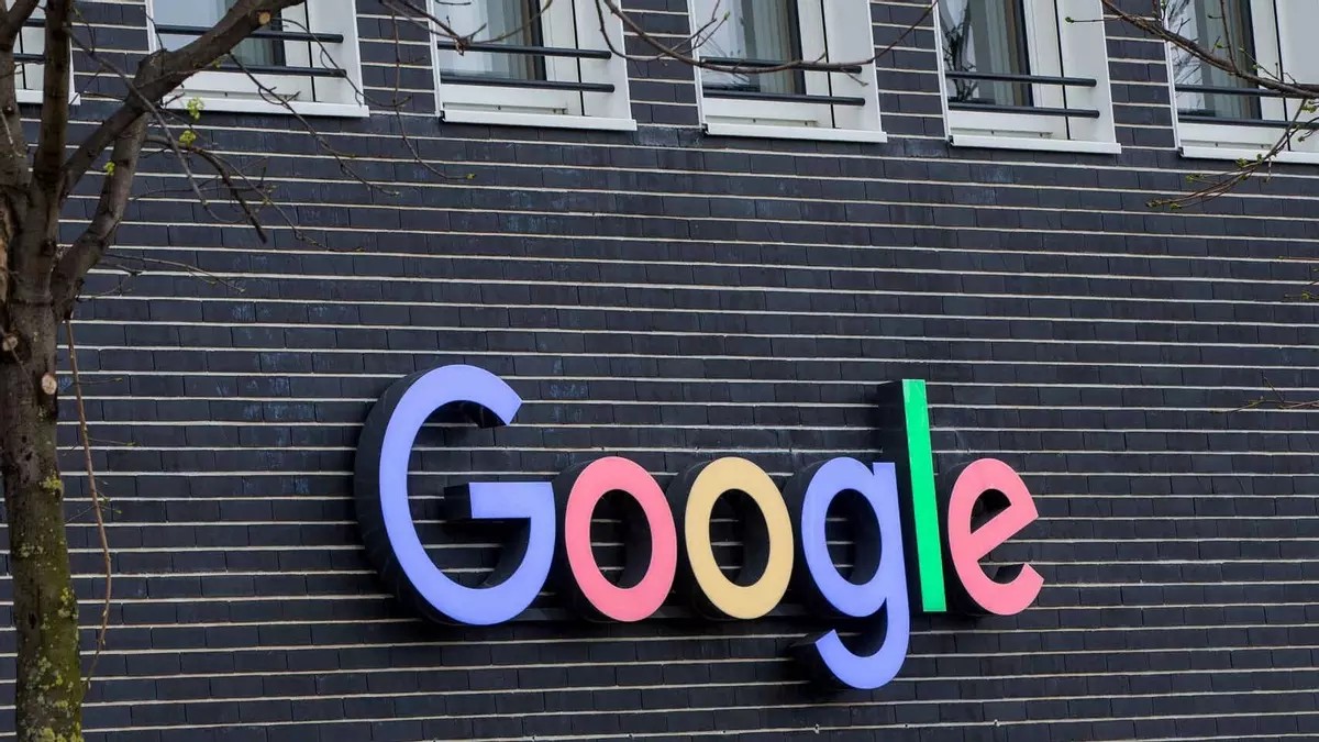 Europa confirma multa histórica a Google por dominio abusivo