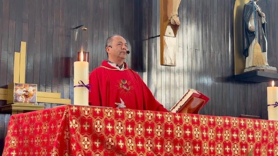 Mexico City arrests Catholic priest accused of abusing a 17-year-old female