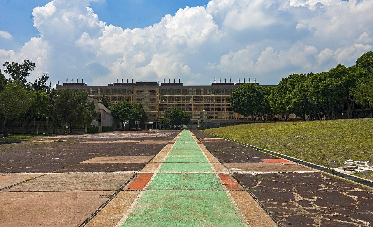 Camino rojo, camino verde: la homofobia en la UNAM