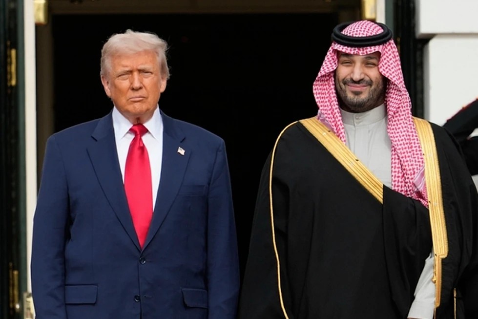 Trump suspende nuevos ataques mientras negocia un acuerdo con Irán
