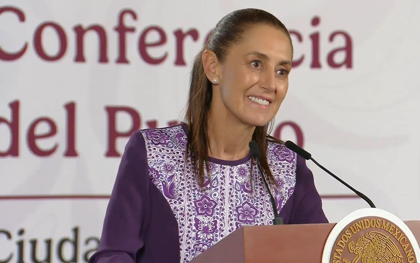 Sheinbaum habla de diálogo y Trump deporta mexicanos a terceros países