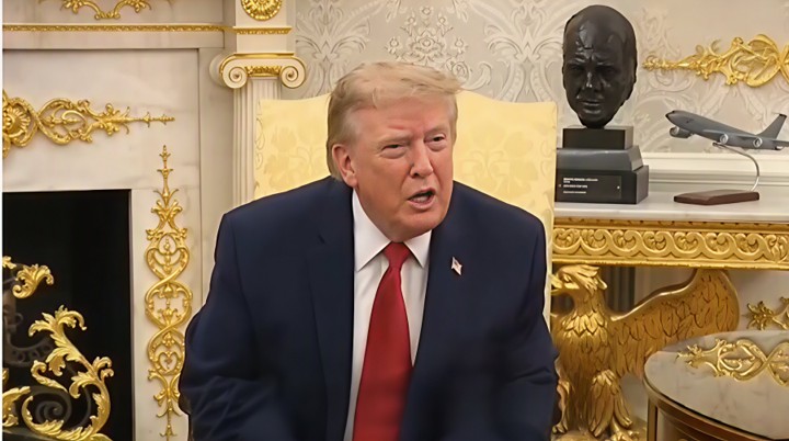 Trump insulta a periodista de CNN tras pregunta en la Casa Blanca