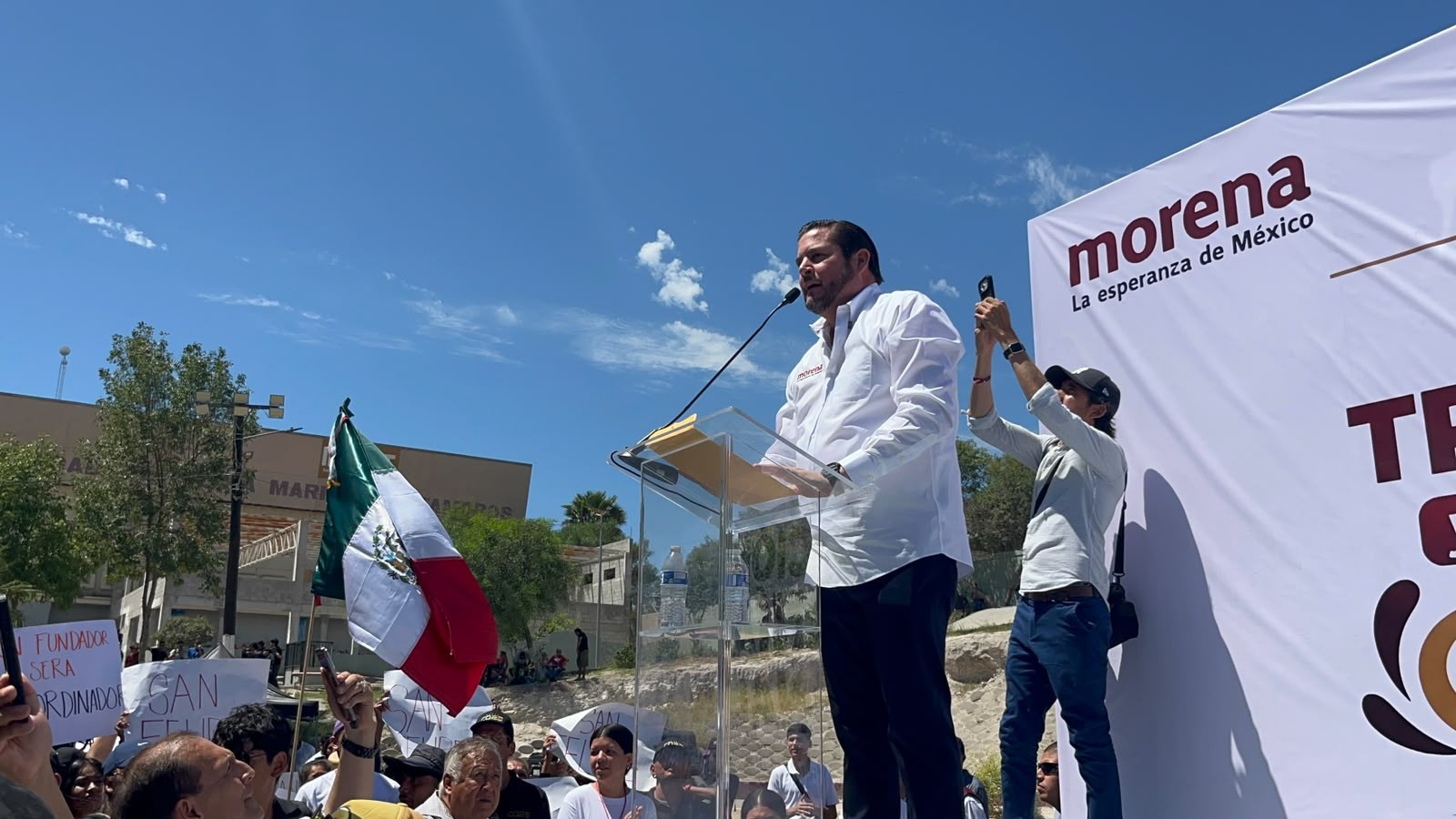 Burgueño y Julieta movilizan bases por candidatura estatal de Morena
