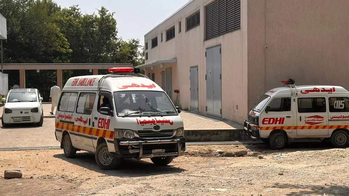 Incendio en hospital de Pakistán deja 14 recién nacidos muertos
