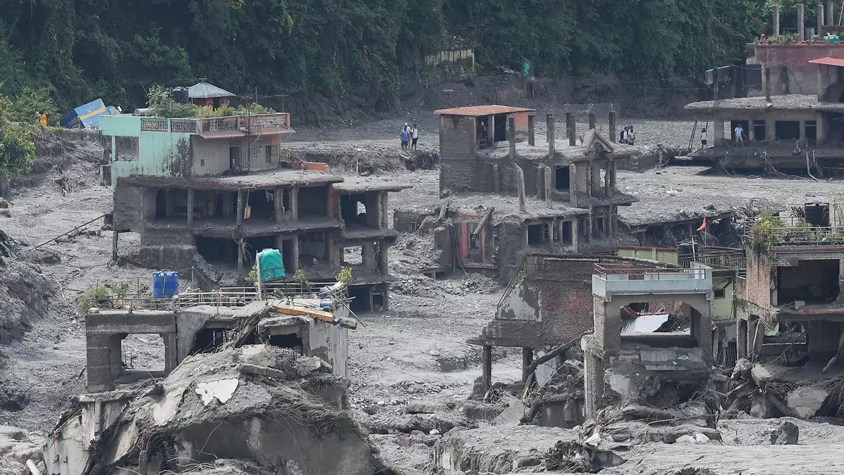 Balance de víctimas tras la riada en Nepal se eleva a 750 muertos