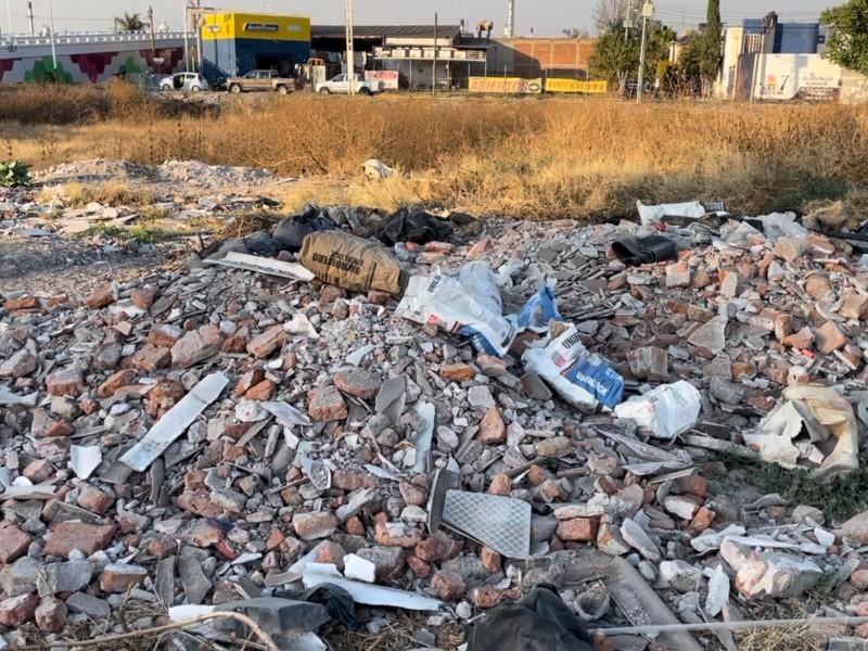 Escombros sin destino: La opacidad de la obra pública en Guanajuato