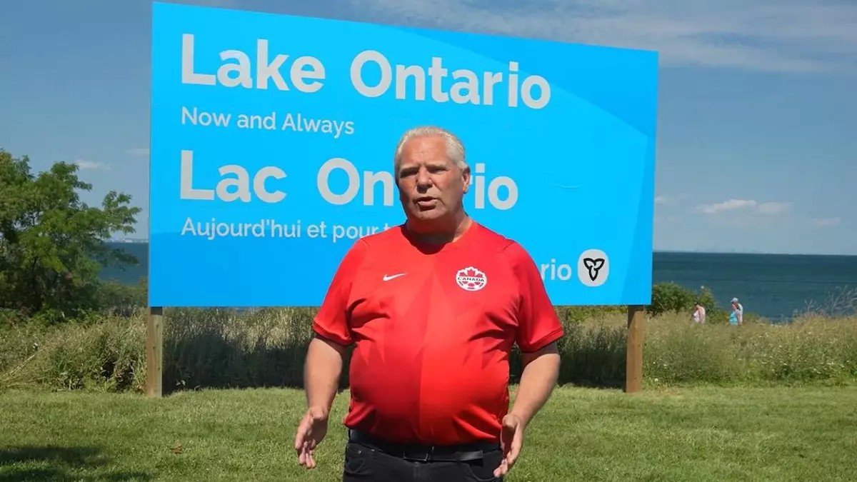 Canadá y Trump libran guerra de letreros por lago Ontario