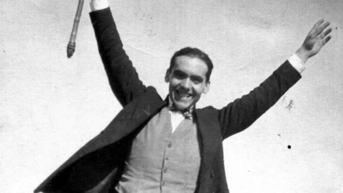 Peritaje confirma autoría de Lorca en versos hallados por Miguel Poveda