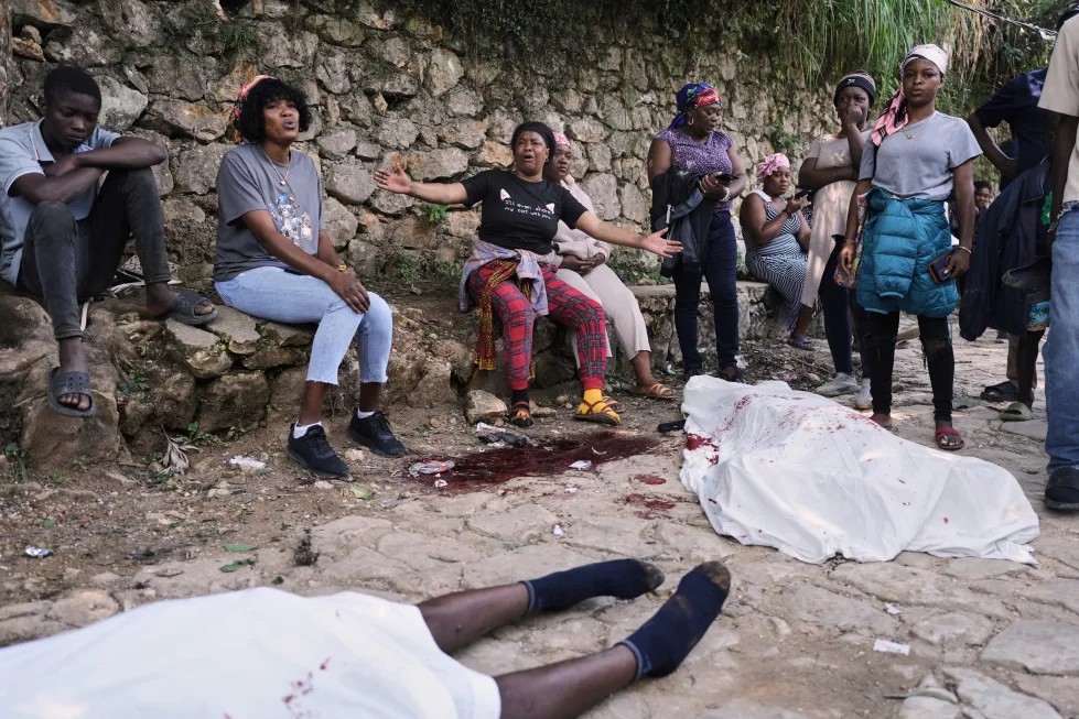 Informe documenta fallas oficiales en masacre de 164 personas en Haití