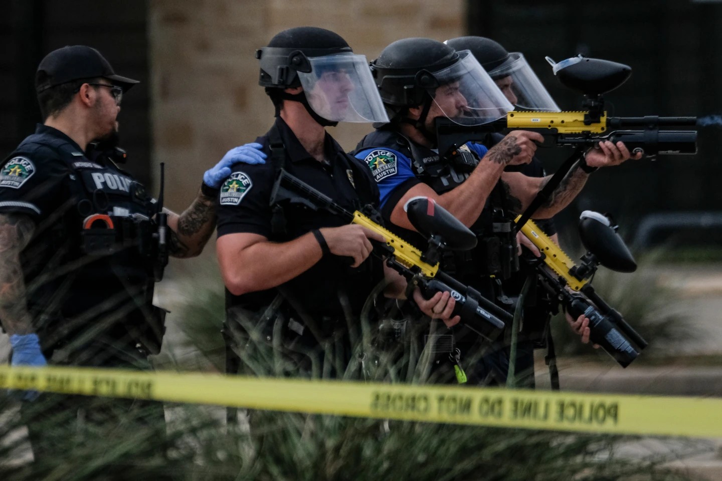 Agente de ICE dispara y hiere a migrante venezolano en Austin