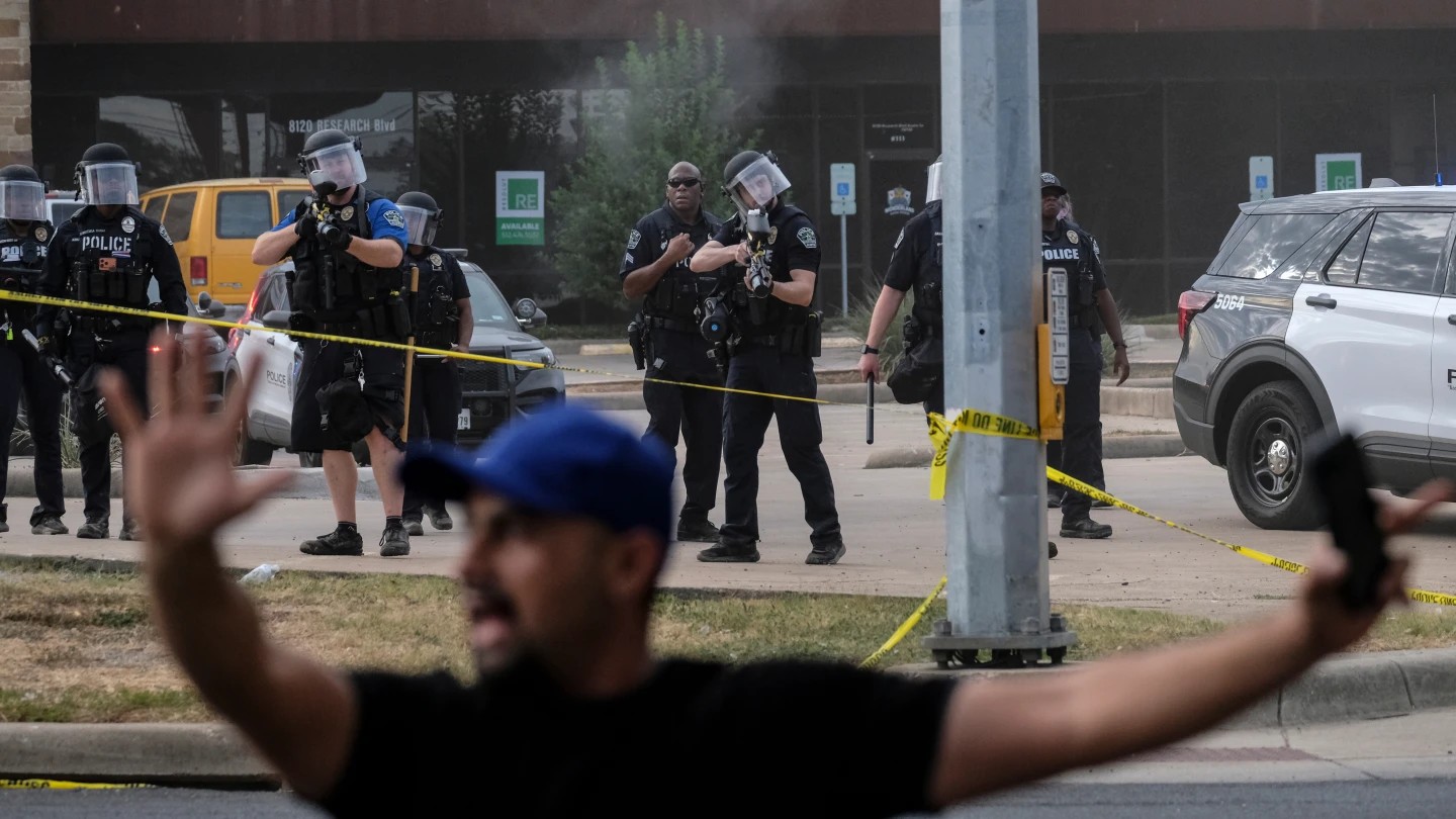 Agente de ICE dispara y hiere a migrante venezolano en Austin