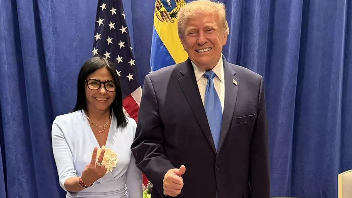 Delcy Rodríguez celebra “reunión histórica” con Trump cerca de Maduro