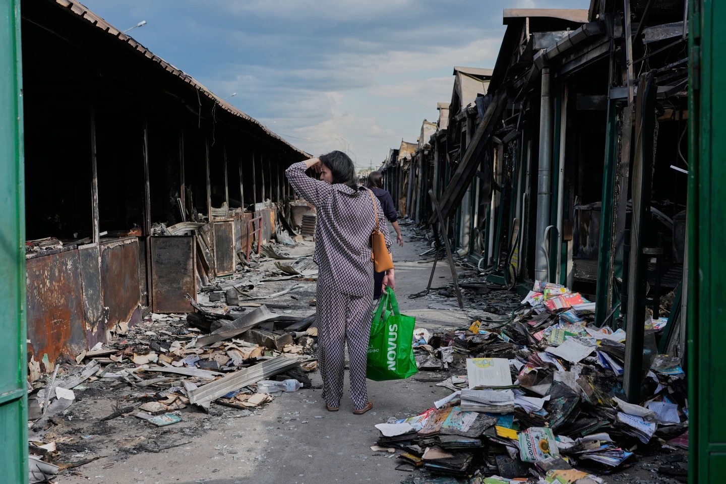 Rusia destruye millones de libros y golpea editoriales ucranianas