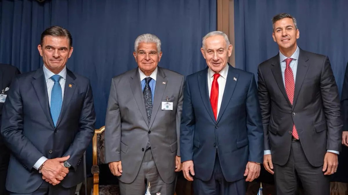 Netanyahu busca apoyo en Latinoamérica ante aislamiento internacional