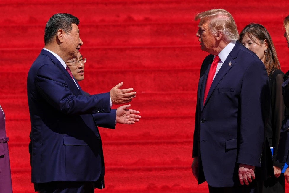 Trump pregunta a Xi si China quiere comprar armas estadounidenses