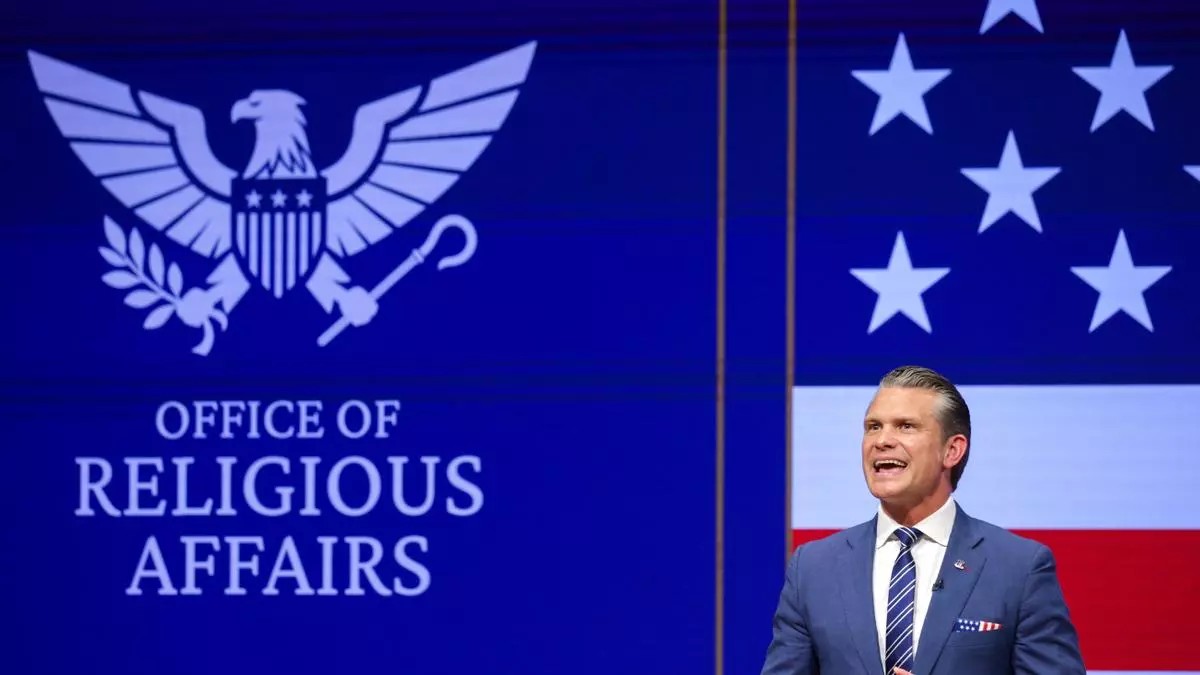 Hegseth recorta 20% de generales y crea mando de drones