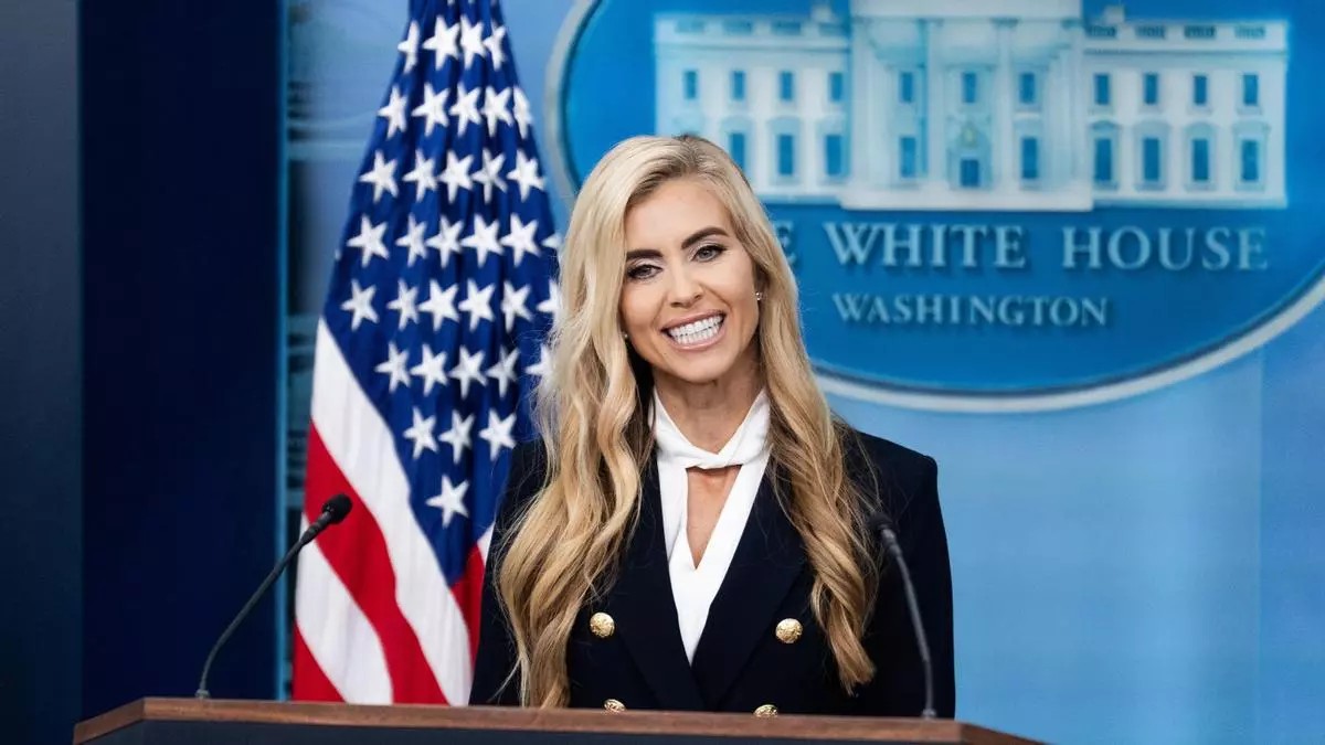 Katie Zacharia, nueva portavoz de Trump, se presenta como abogada