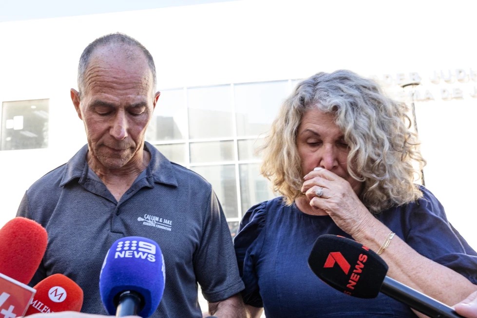 Juez sentencia a 158 años a asesinos de surfistas extranjeros