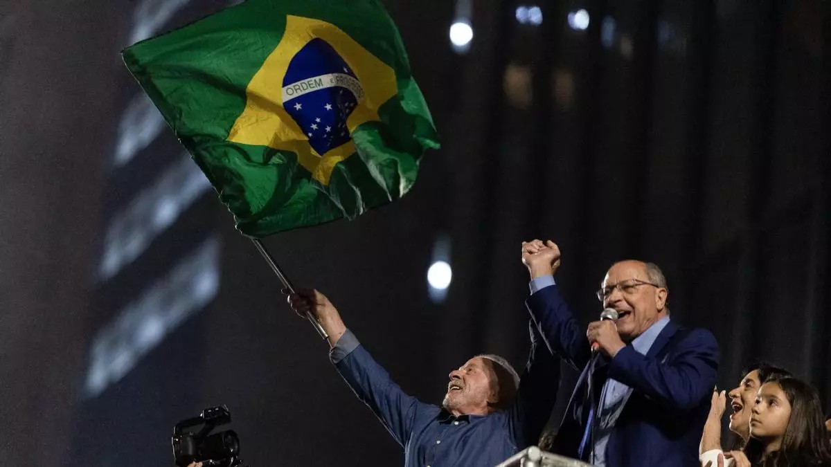 Lula da Silva derrota a Flávio Bolsonaro en las elecciones de Brasil